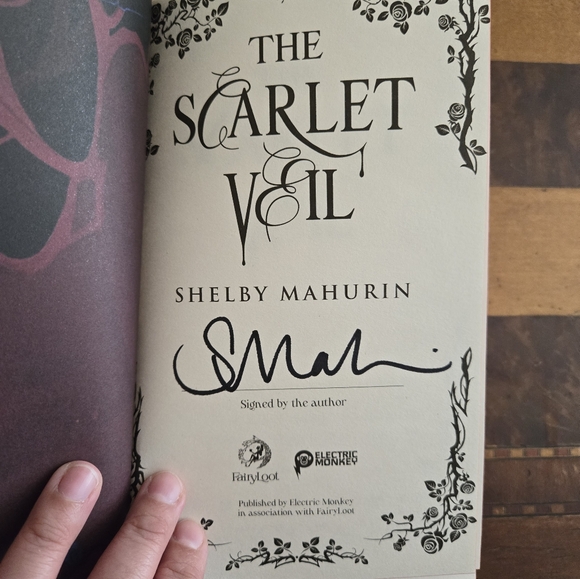 The Scarlet Veil Fairyloot Edition - Picture 7 of 9